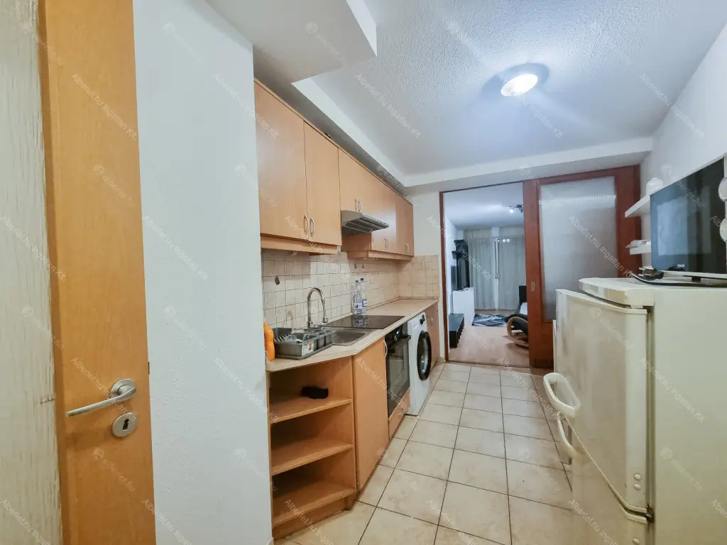 Kiadó albérlet 220000 Ft/hó áron: Budapest, VIII. kerület  Víg utca. Mérete: 52 nm, 1 szobás | Alberlet.hu - 6648100