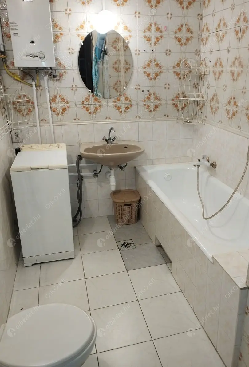 Kiadó albérlet 220000 Ft/hó áron: Budapest, VIII. kerület  Víg utca. Mérete: 80 nm, 2 szobás | Alberlet.hu - 6569715