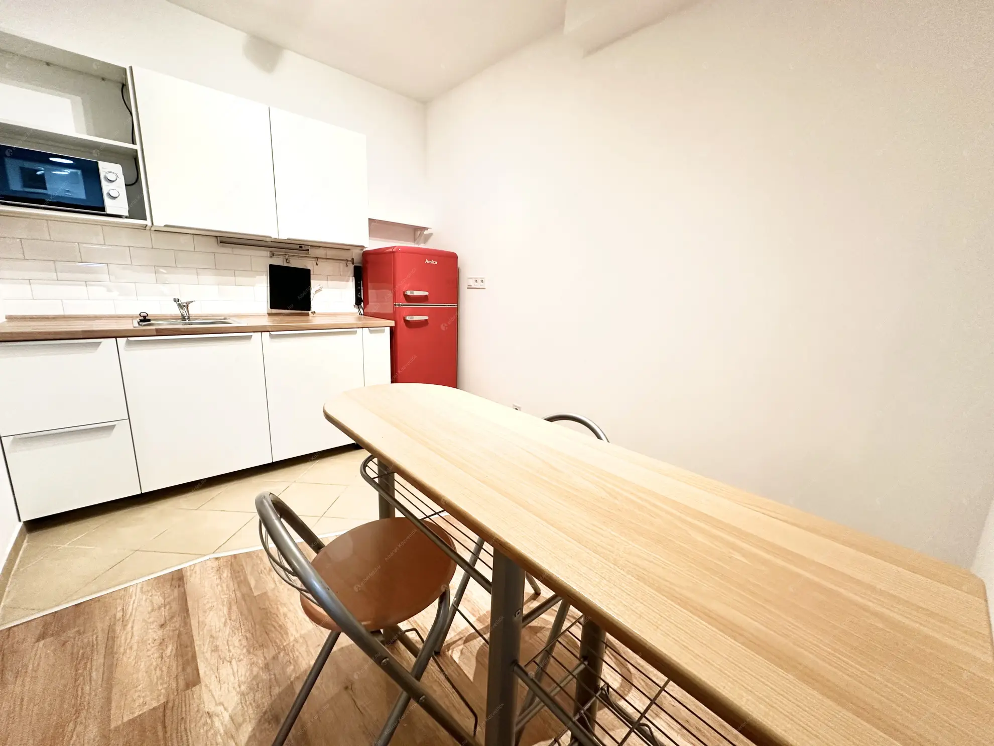 Kiadó albérlet 190000 Ft/hó áron: Budapest, X. kerület  Gém utca. Mérete: 30 nm, 1 szobás | Alberlet.hu - 6570164