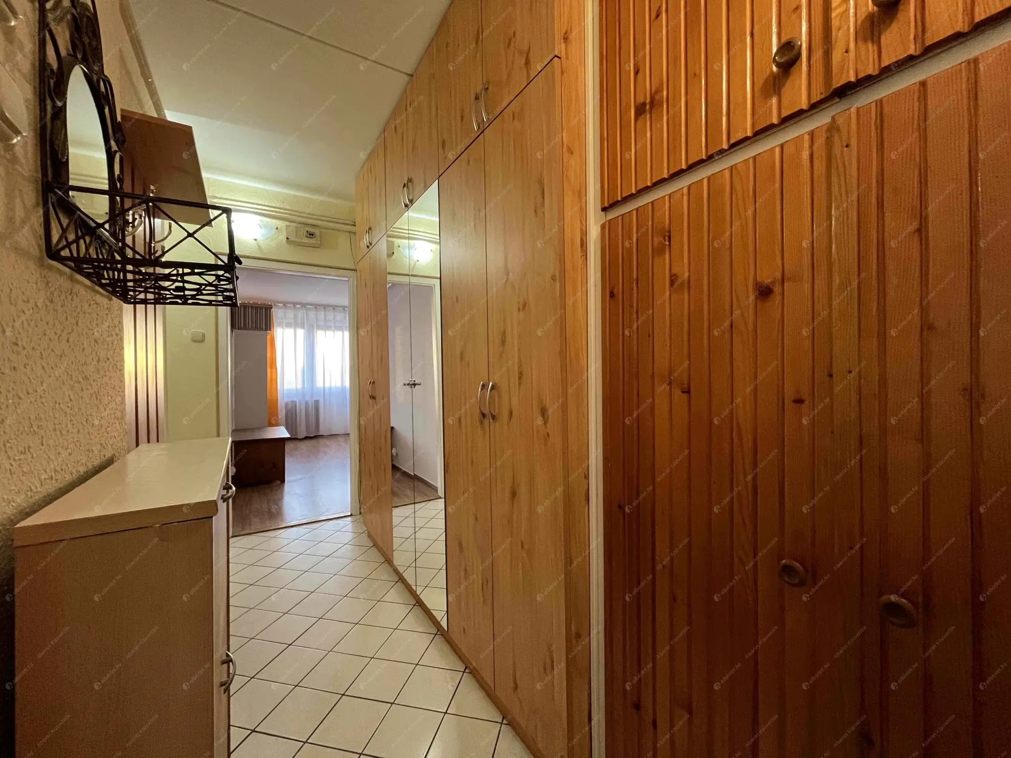 Kiadó albérlet 165000 Ft/hó áron: Budapest, X. kerület  Hang utca. Mérete: 36 nm, 1 szobás | Alberlet.hu - 6616775