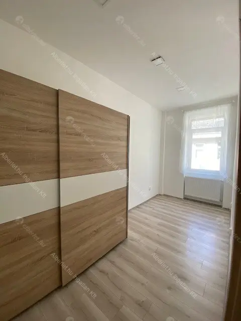 Kiadó albérlet 290000 Ft/hó áron: Budapest, X. kerület  Harmat utca. Mérete: 65 nm, 3 szobás | Alberlet.hu - 6680016