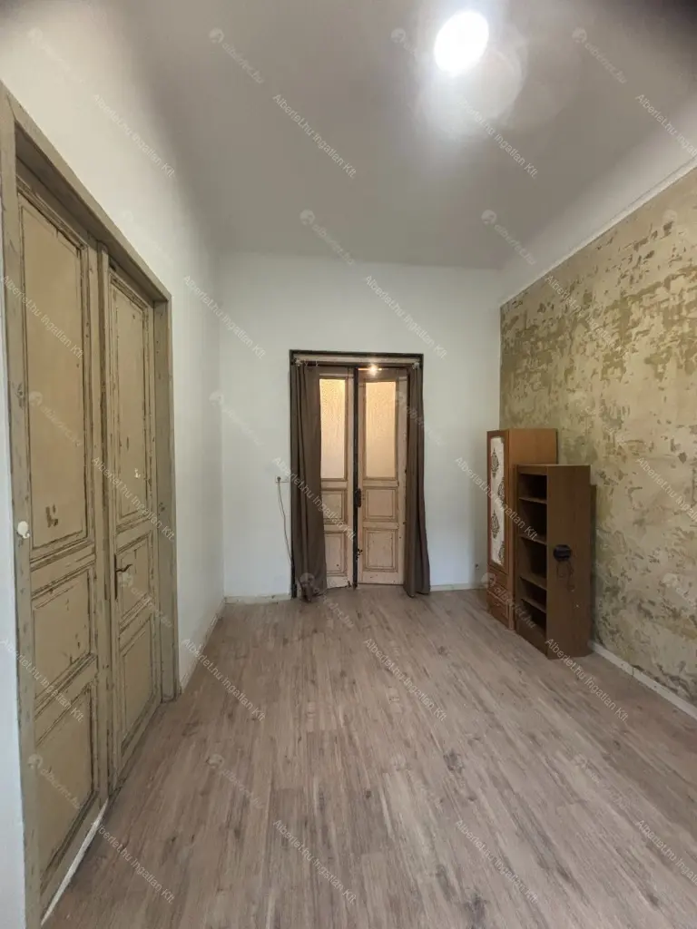 Kiadó albérlet 270000 Ft/hó áron: Budapest, X. kerület  Hölgy utca. Mérete: 82 nm, 3 szobás | Alberlet.hu - 6695472