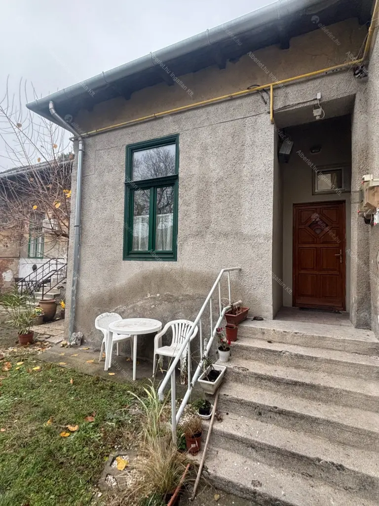 Kiadó albérlet 270000 Ft/hó áron: Budapest, X. kerület  Hölgy utca. Mérete: 82 nm, 3 szobás | Alberlet.hu - 6695487