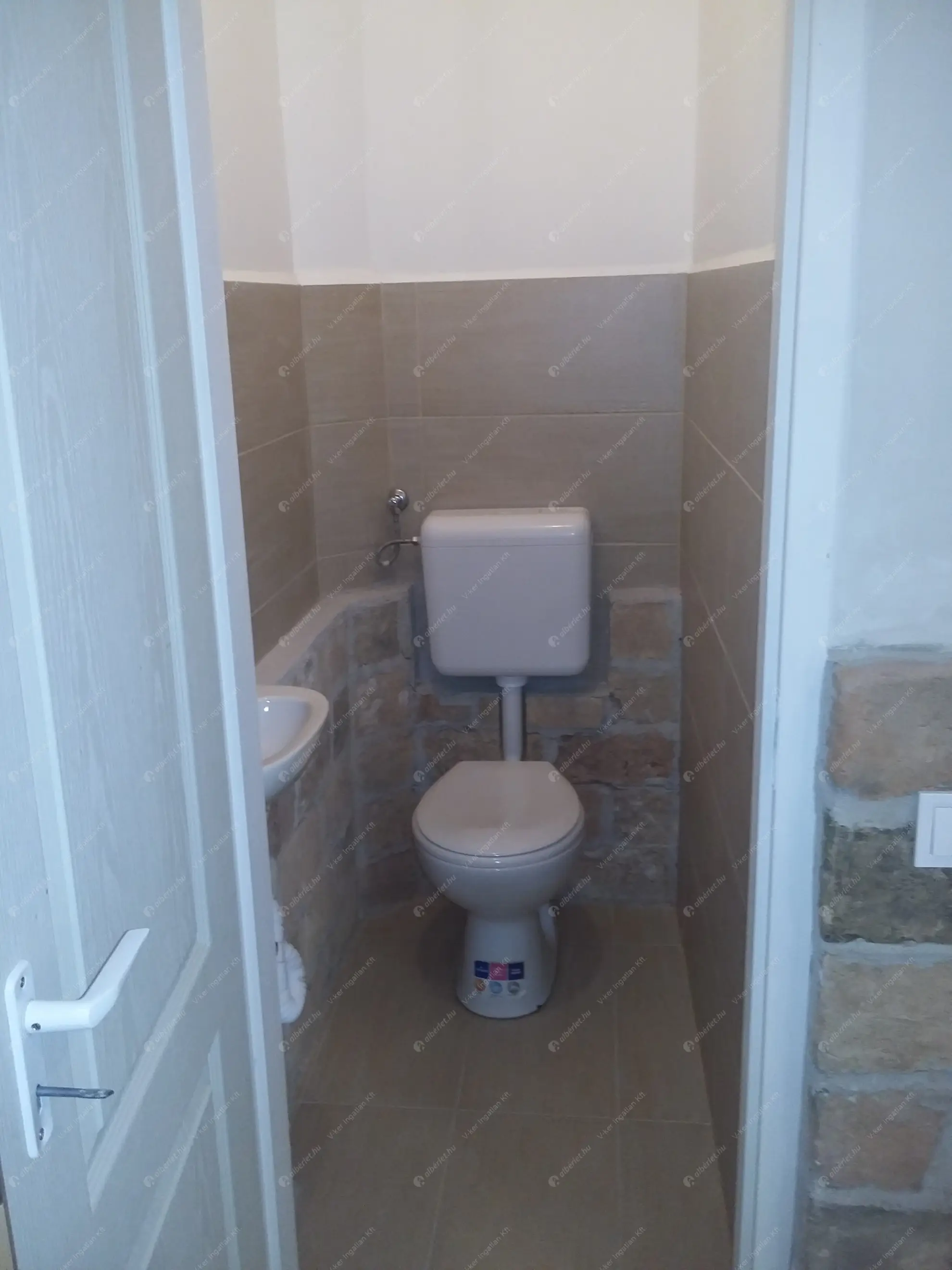 Kiadó albérlet 270000 Ft/hó áron: Budapest, X. kerület  Hölgy utca. Mérete: 82 nm, 3 szobás | Alberlet.hu - 6596208