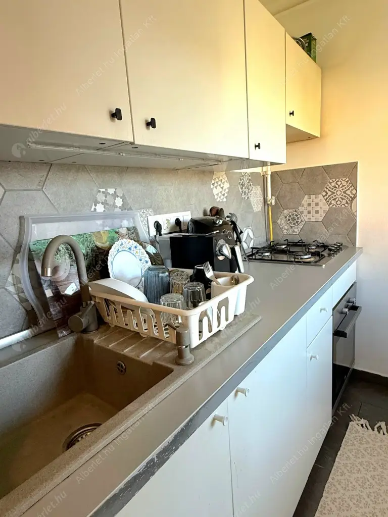 Kiadó albérlet 300000 Ft/hó áron: Budapest, X. kerület  Kápolna utca. Mérete: 68 nm, 3 szobás | Alberlet.hu - 6600061