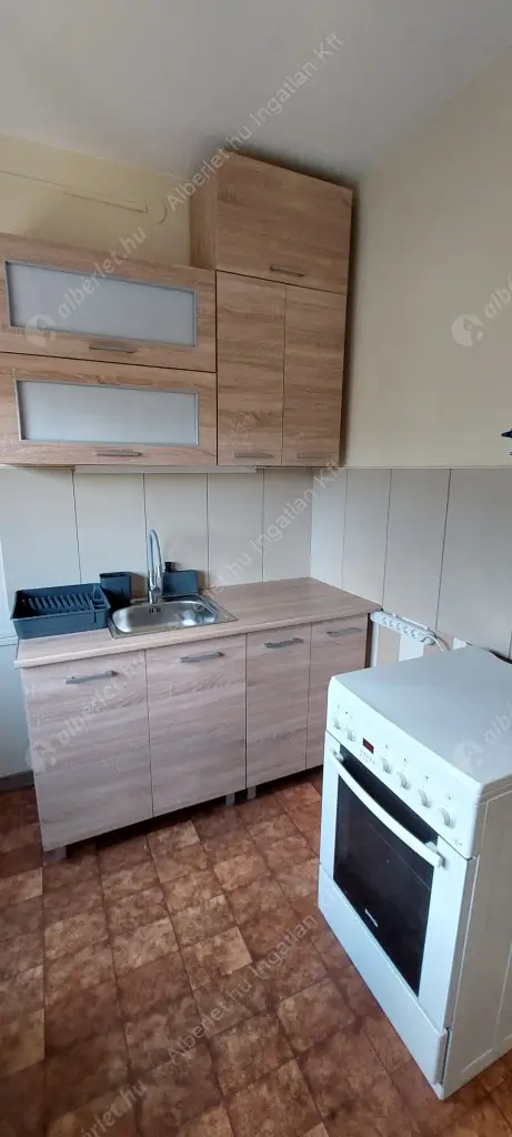 Kiadó albérlet 180000 Ft/hó áron: Budapest, X. kerület  Kőbányai út. Mérete: 34 nm, 1 szobás | Alberlet.hu - 6541222