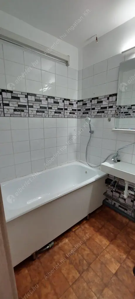 Kiadó albérlet 180000 Ft/hó áron: Budapest, X. kerület  Kőbányai út. Mérete: 34 nm, 1 szobás | Alberlet.hu - 6541228