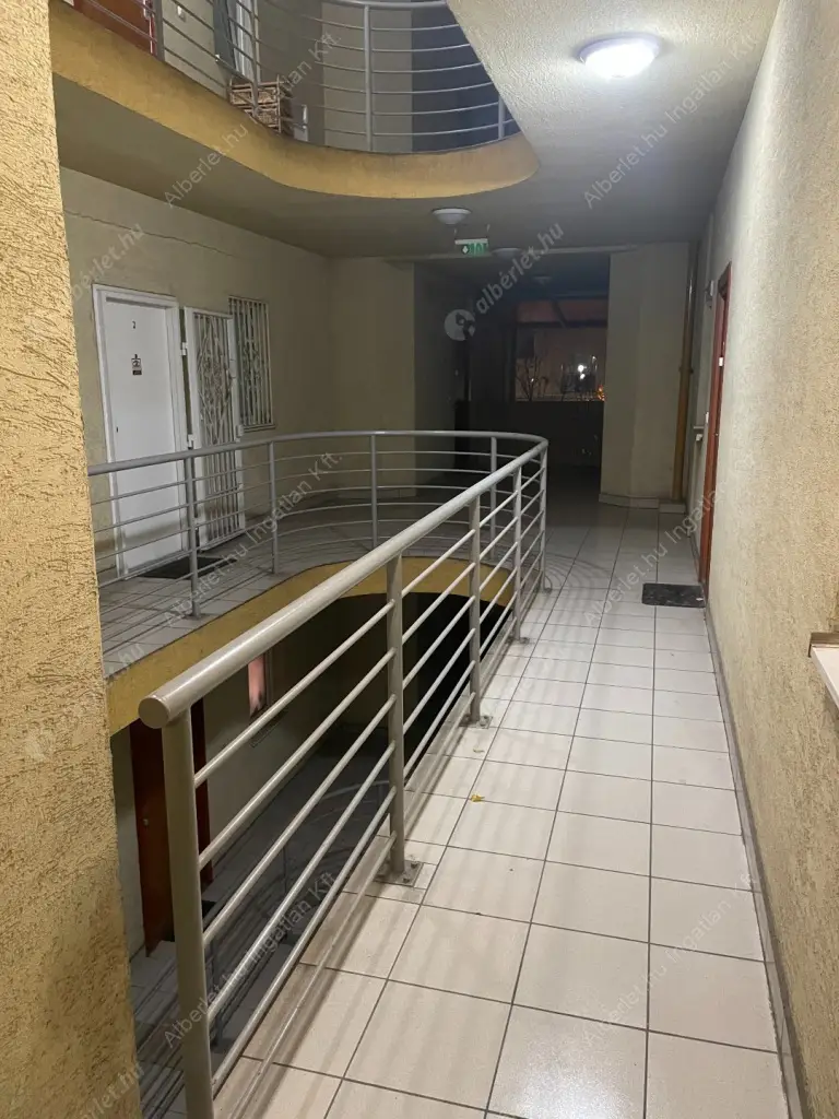 Kiadó albérlet 200000 Ft/hó áron: Budapest, X. kerület  Kőbányai út. Mérete: 46 nm, 1 szobás | Alberlet.hu - 6588138