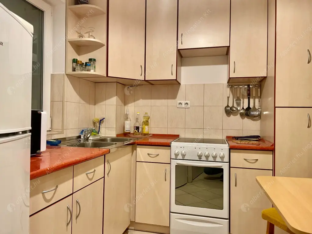 Kiadó albérlet 200000 Ft/hó áron: Budapest, X. kerület  Kőbányai út. Mérete: 46 nm, 1 szobás | Alberlet.hu - 6588466