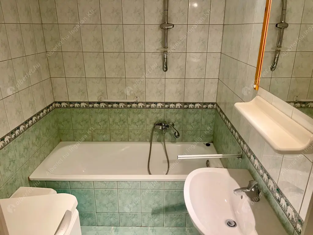 Kiadó albérlet 200000 Ft/hó áron: Budapest, X. kerület  Kőbányai út. Mérete: 46 nm, 1 szobás | Alberlet.hu - 6588470