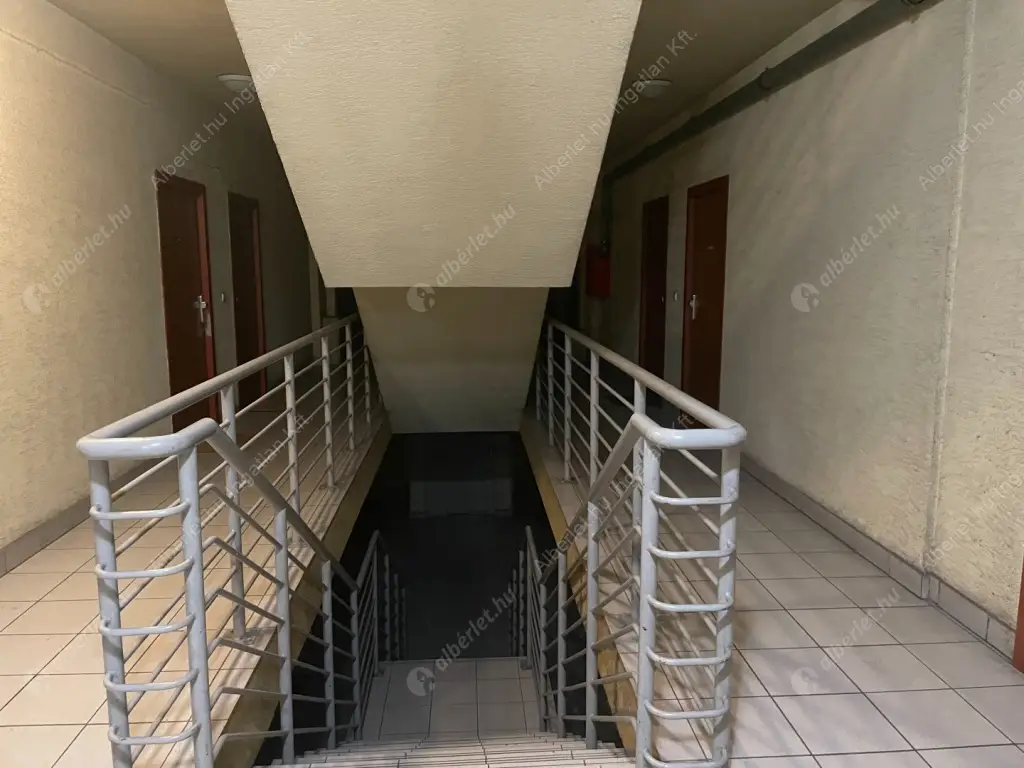 Kiadó albérlet 200000 Ft/hó áron: Budapest, X. kerület  Kőbányai út. Mérete: 46 nm, 1 szobás | Alberlet.hu - 6588473