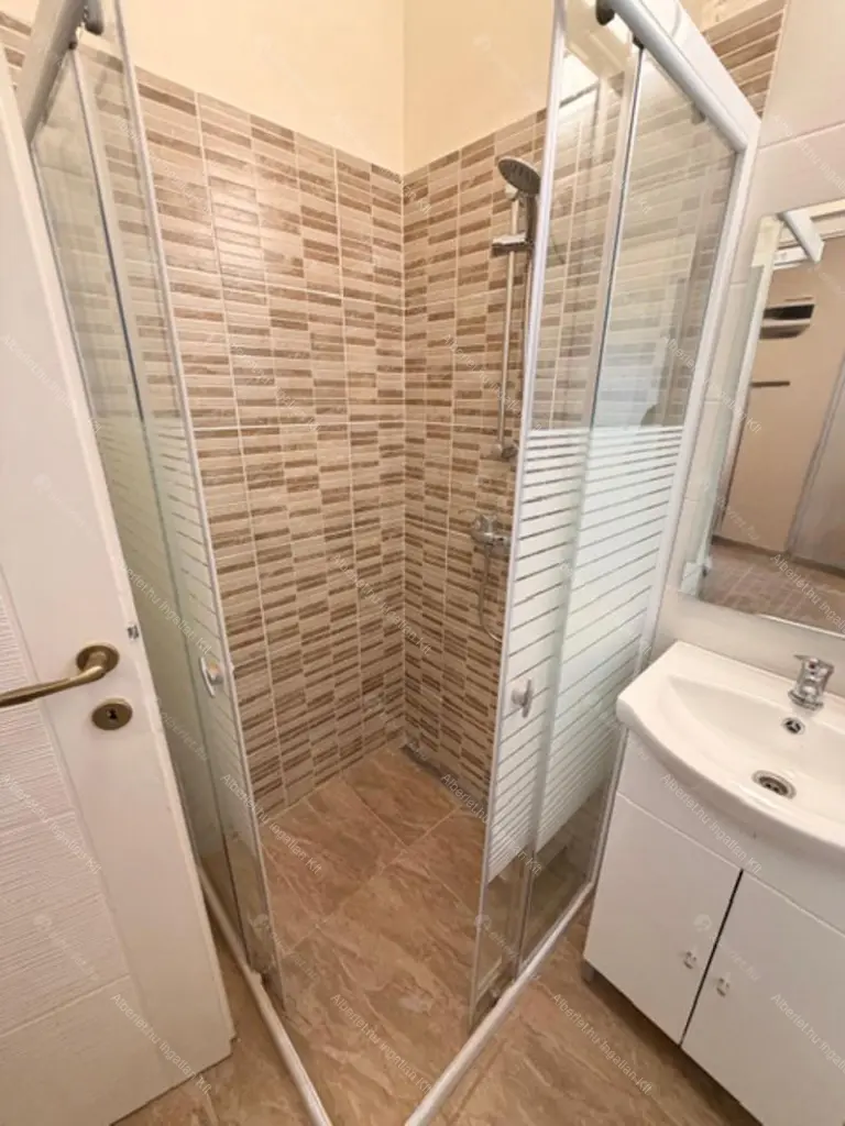 Kiadó albérlet 180000 Ft/hó áron: Budapest, X. kerület  Korall utca. Mérete: 25 nm, 1 szobás | Alberlet.hu - 6675259