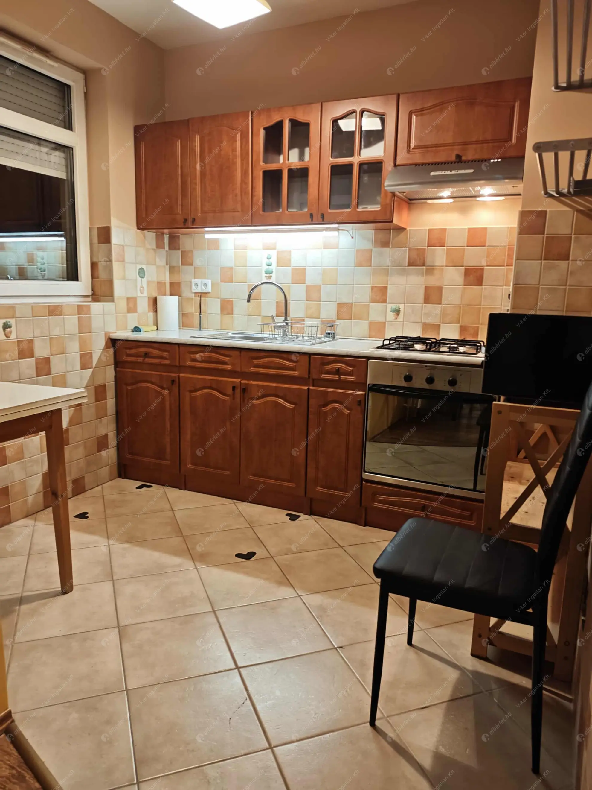 Kiadó albérlet 220000 Ft/hó áron: Budapest, X. kerület  Lámpagyár utca. Mérete: 65 nm, 3 szobás | Alberlet.hu - 6586414