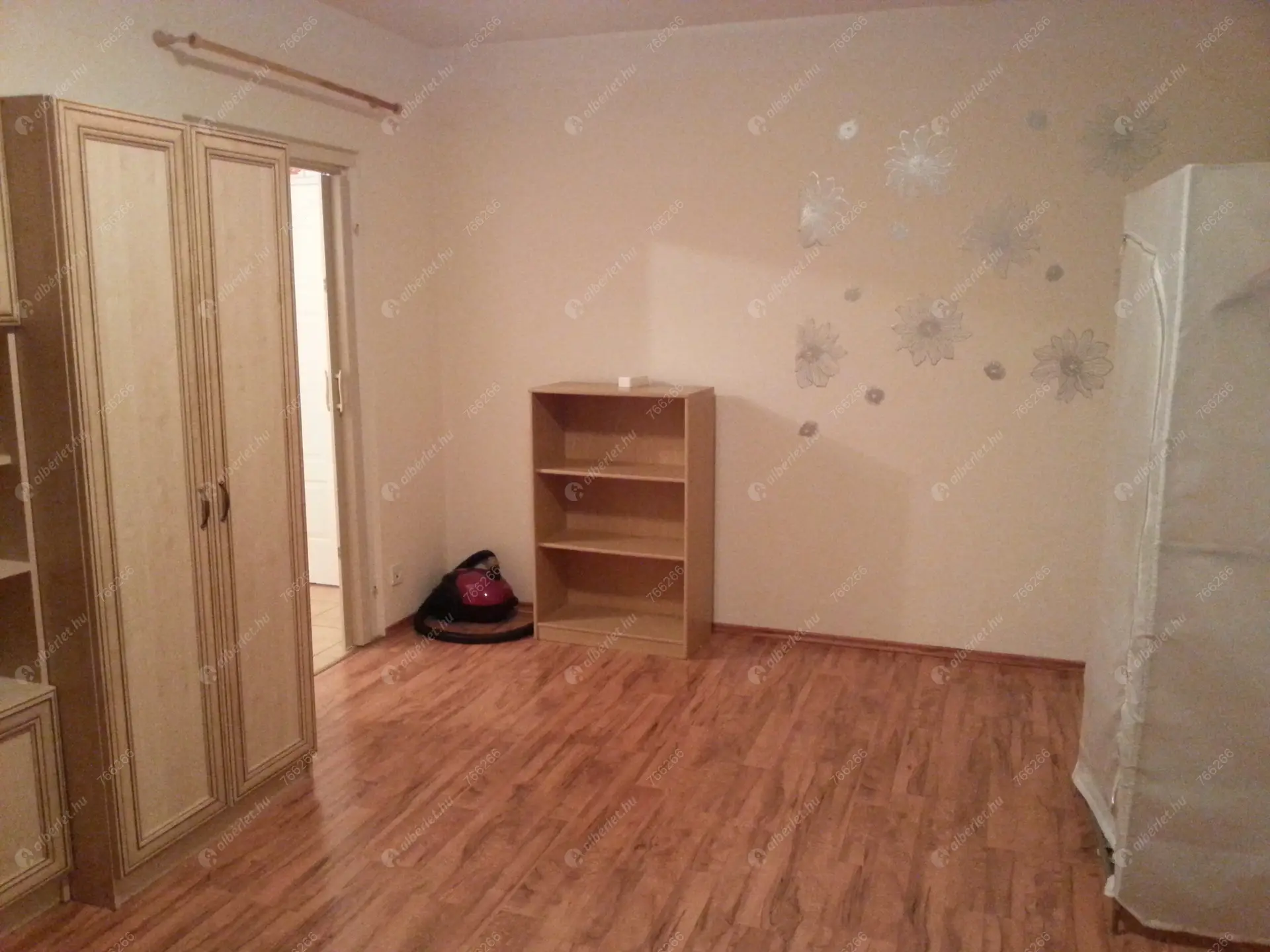 Kiadó albérlet 170000 Ft/hó áron: Budapest, X. kerület  Mádi utca. Mérete: 35 nm,  szobás | Alberlet.hu - 6507575