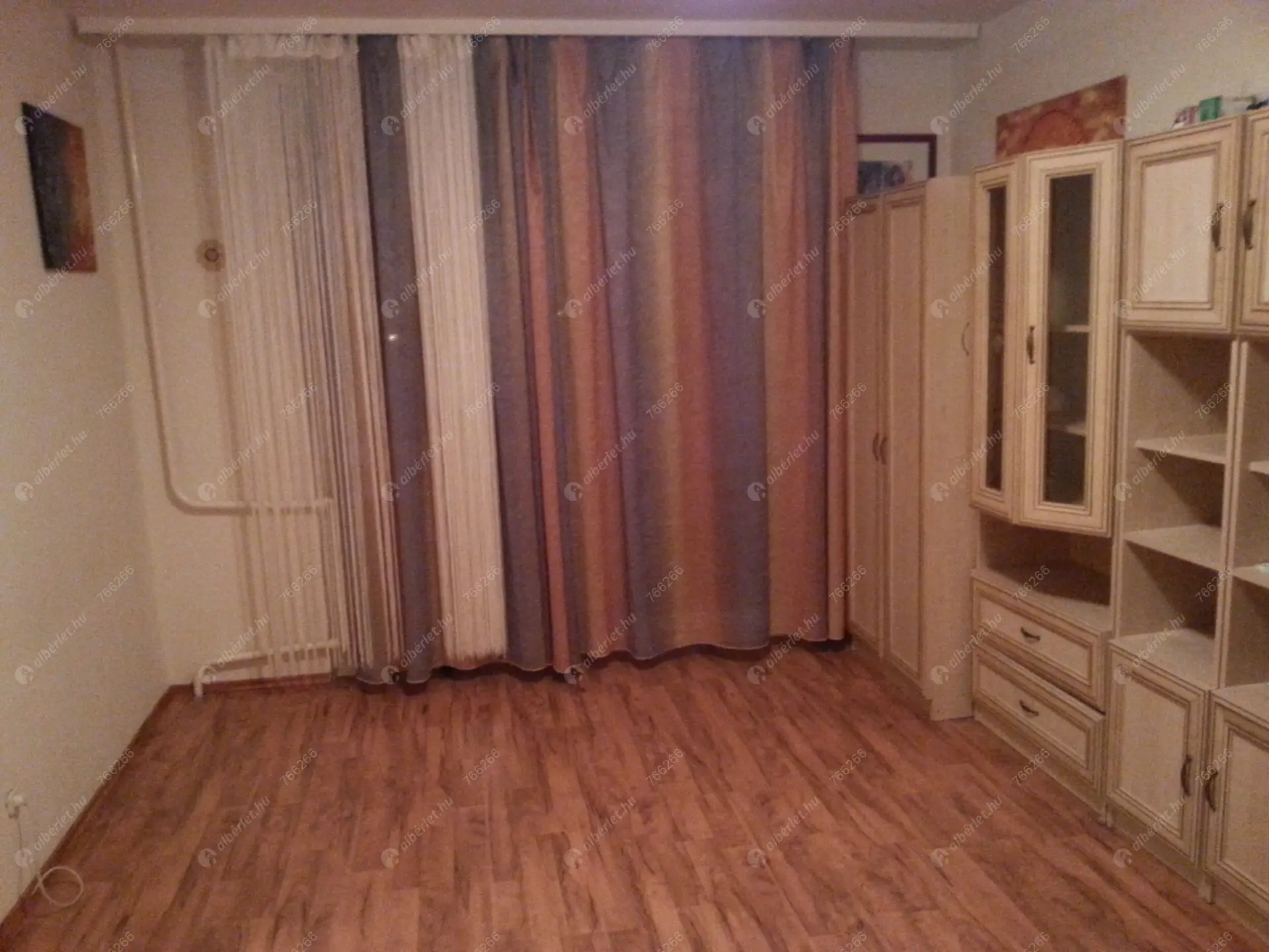 Kiadó albérlet 170000 Ft/hó áron: Budapest, X. kerület  Mádi utca. Mérete: 35 nm,  szobás | Alberlet.hu - 6507577