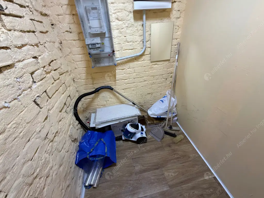 Kiadó albérlet 850000 Ft/hó áron: Budapest, X. kerület  Martinovics tér. Mérete: 101 nm, 2 szobás | Alberlet.hu - 6588581