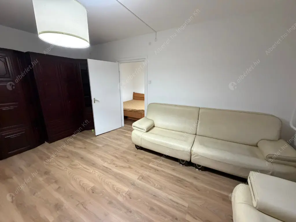 Kiadó albérlet 280000 Ft/hó áron: Budapest, X. kerület  Mélytó utca. Mérete: 68 nm, 3 szobás | Alberlet.hu - 6596767