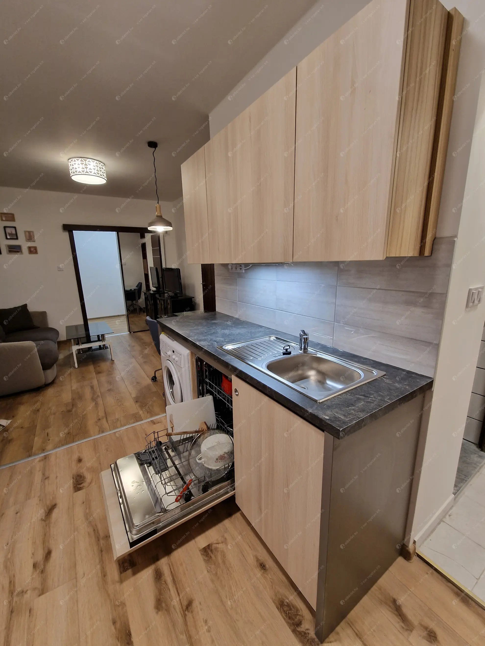 Kiadó albérlet 220000 Ft/hó áron: Budapest, X. kerület  Salgótarjáni út. Mérete: 37 nm, 2 szobás | Alberlet.hu - 6624787