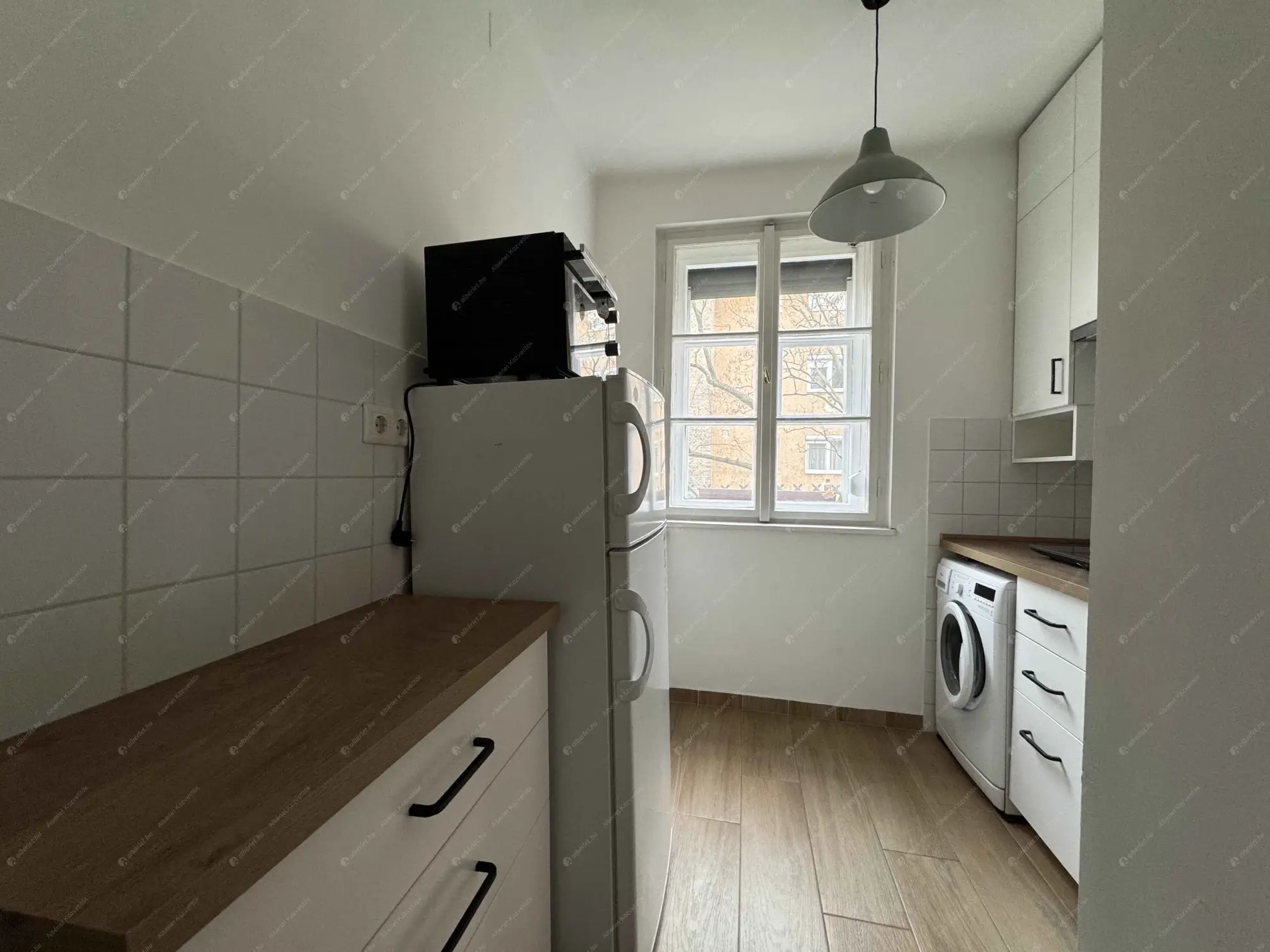 Kiadó albérlet 190000 Ft/hó áron: Budapest, X. kerület  Salgótarjáni út. Mérete: 39 nm, 1 szobás | Alberlet.hu - 6597585