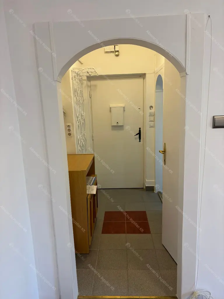 Kiadó albérlet 170000 Ft/hó áron: Budapest, X. kerület  Szárnyas utca. Mérete: 29 nm, 1 szobás | Alberlet.hu - 6688937