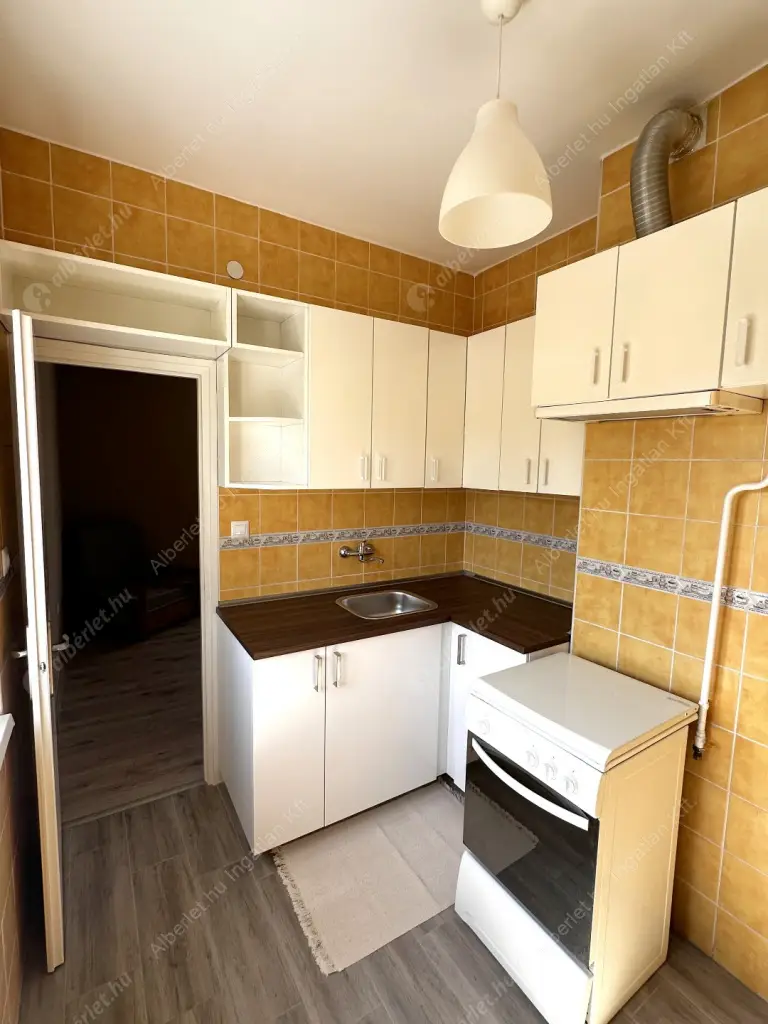 Kiadó albérlet 195000 Ft/hó áron: Budapest, X. kerület  Szárnyas utca. Mérete: 30 nm, 1 szobás | Alberlet.hu - 6620417