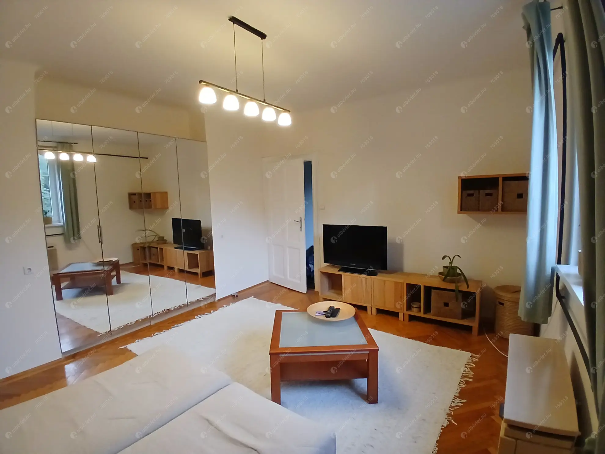 Kiadó albérlet 200000 Ft/hó áron: Budapest, X. kerület  Üllői köz. Mérete: 35 nm, 1 szobás | Alberlet.hu - 6547533