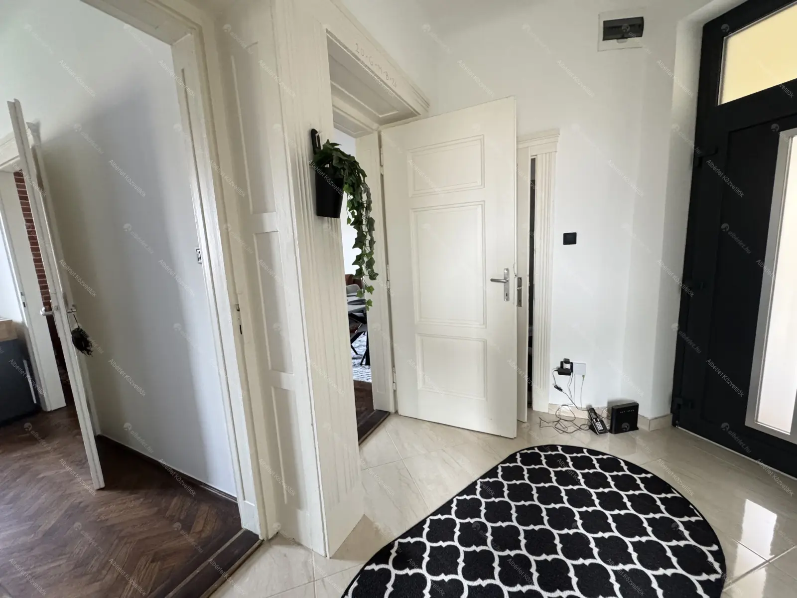 Kiadó albérlet 300000 Ft/hó áron: Budapest, X. kerület  Üllői út. Mérete: 80 nm, 3 szobás | Alberlet.hu - 6698160