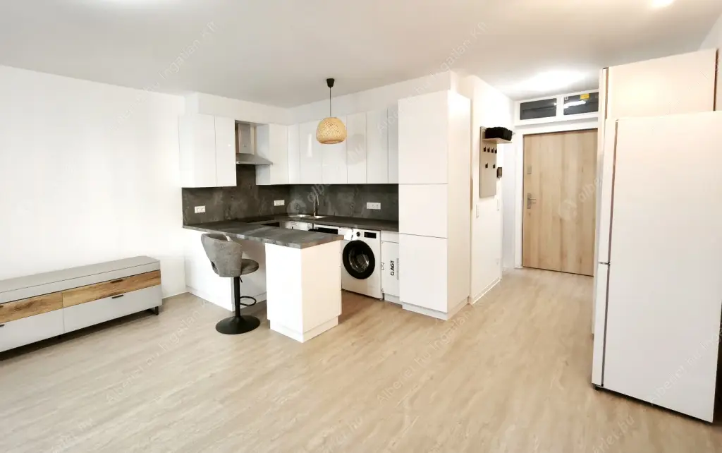 Kiadó albérlet 220000 Ft/hó áron: Budapest, X. kerület  Zágrábi utca. Mérete: 35 nm, 1 szobás | Alberlet.hu - 6582329