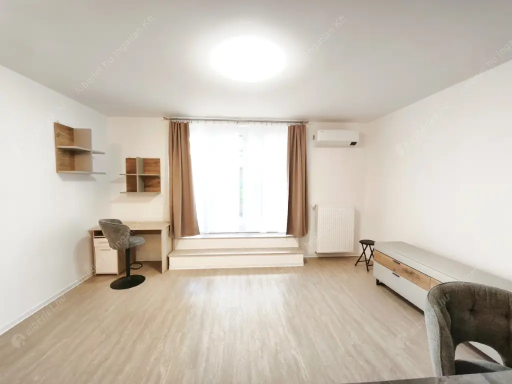 Kiadó albérlet 220000 Ft/hó áron: Budapest, X. kerület  Zágrábi utca. Mérete: 35 nm, 1 szobás | Alberlet.hu - 6582338