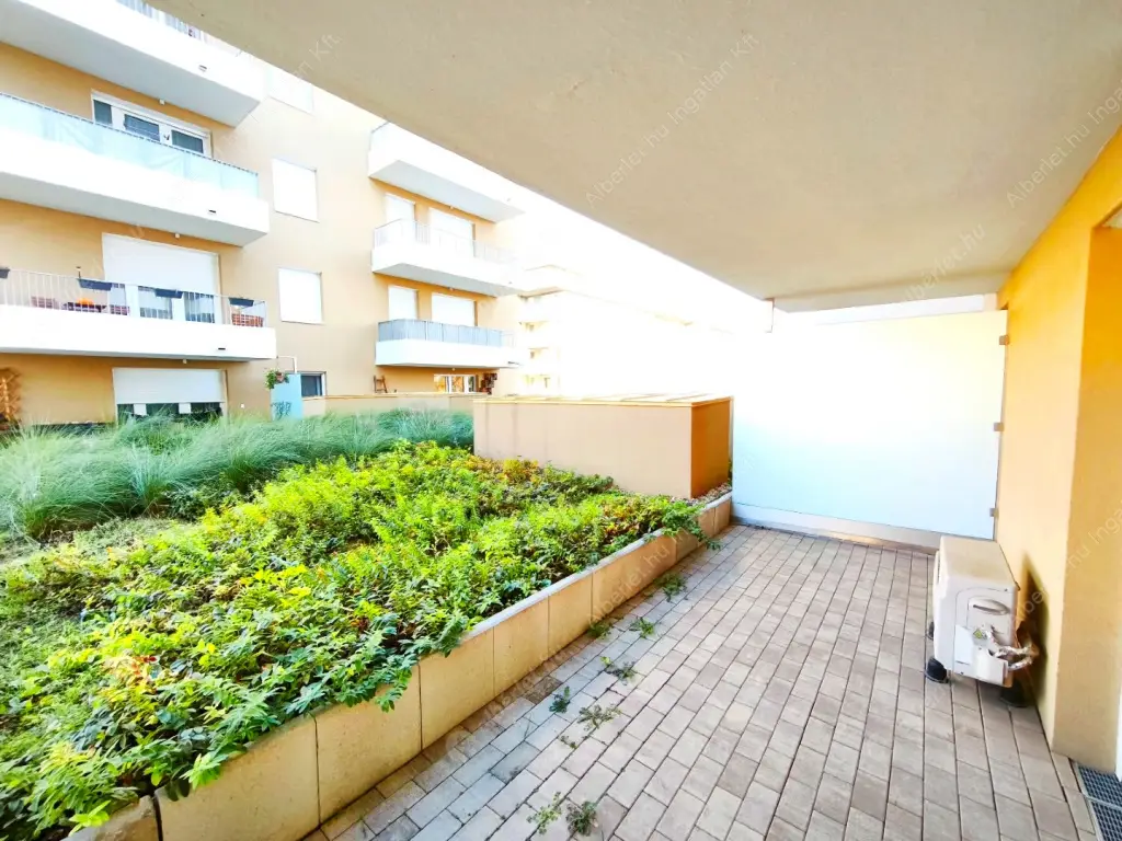 Kiadó albérlet 220000 Ft/hó áron: Budapest, X. kerület  Zágrábi utca. Mérete: 35 nm, 1 szobás | Alberlet.hu - 6582339