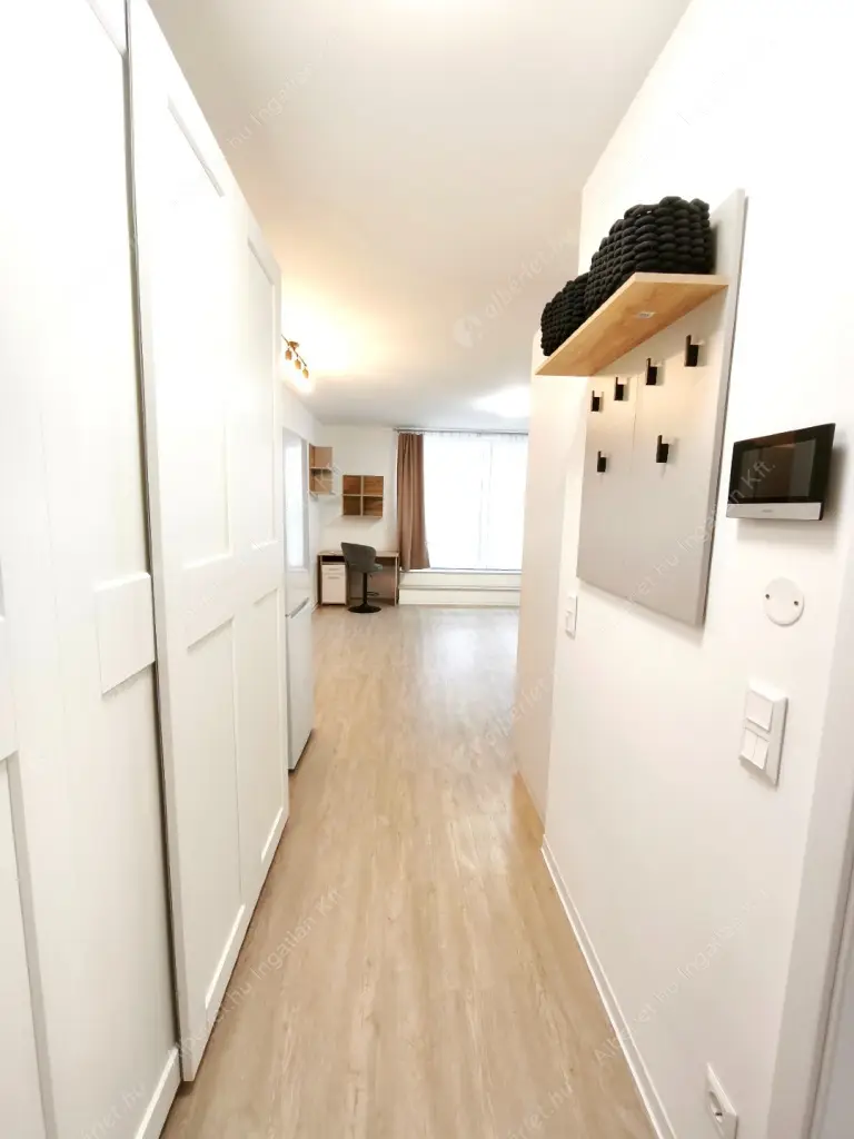 Kiadó albérlet 220000 Ft/hó áron: Budapest, X. kerület  Zágrábi utca. Mérete: 35 nm, 1 szobás | Alberlet.hu - 6582344