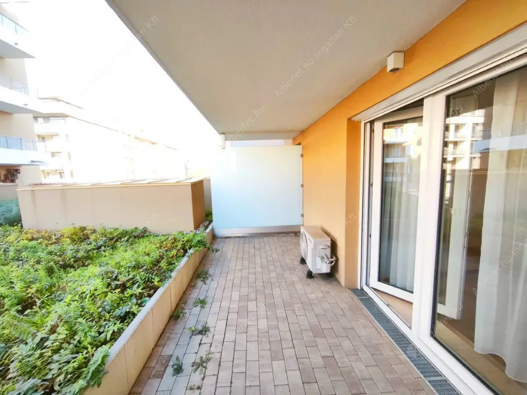 Kiadó albérlet 220000 Ft/hó áron: Budapest, X. kerület  Zágrábi utca. Mérete: 35 nm, 1 szobás | Alberlet.hu - 6582350