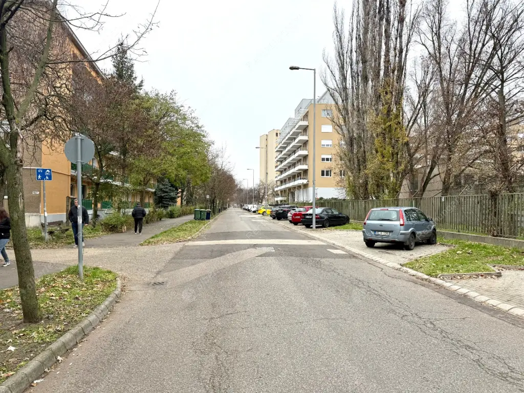 Kiadó albérlet 225000 Ft/hó áron: Budapest, X. kerület  Zágrábi utca. Mérete: 40 nm, 1 szobás | Alberlet.hu - 6593761