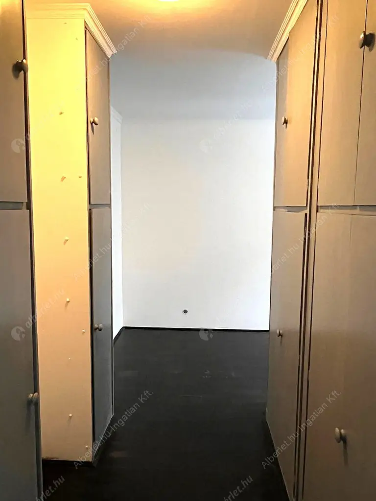 Kiadó albérlet 450000 Ft/hó áron: Budapest, XI. kerület  Albert utca. Mérete: 76 nm, 3 szobás | Alberlet.hu - 6614099