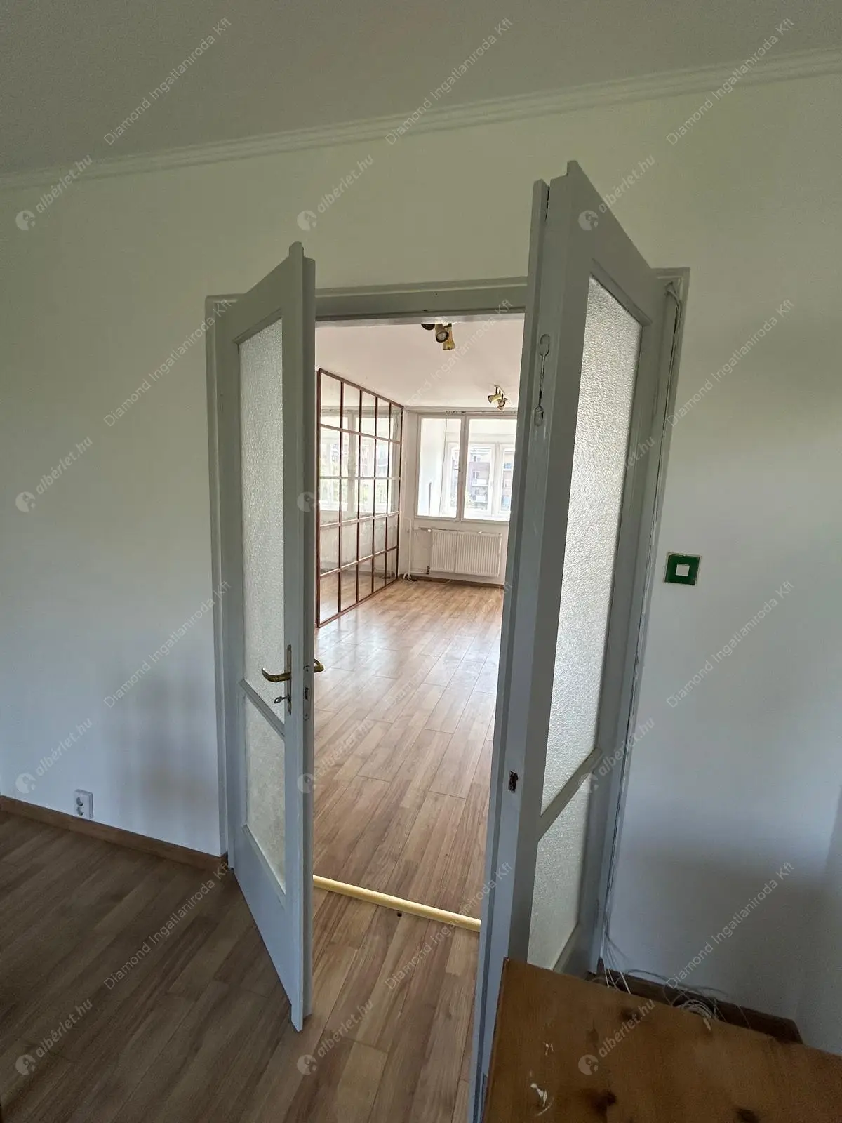 Kiadó albérlet 275000 Ft/hó áron: Budapest, XI. kerület  Allende park. Mérete: 65 nm, 3 szobás | Alberlet.hu - 6552685