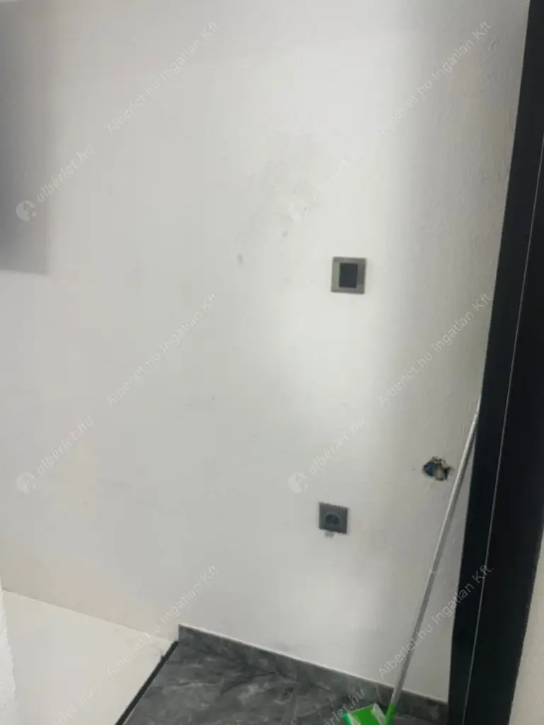 Kiadó albérlet 230000 Ft/hó áron: Budapest, XI. kerület  Alsóhegy utca. Mérete: 26 nm, 1 szobás | Alberlet.hu - 6516270