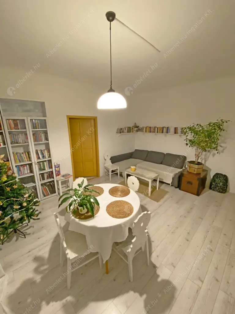 Kiadó albérlet 280000 Ft/hó áron: Budapest, XI. kerület  Badacsonyi utca. Mérete: 55 nm, 2 szobás | Alberlet.hu - 6604294