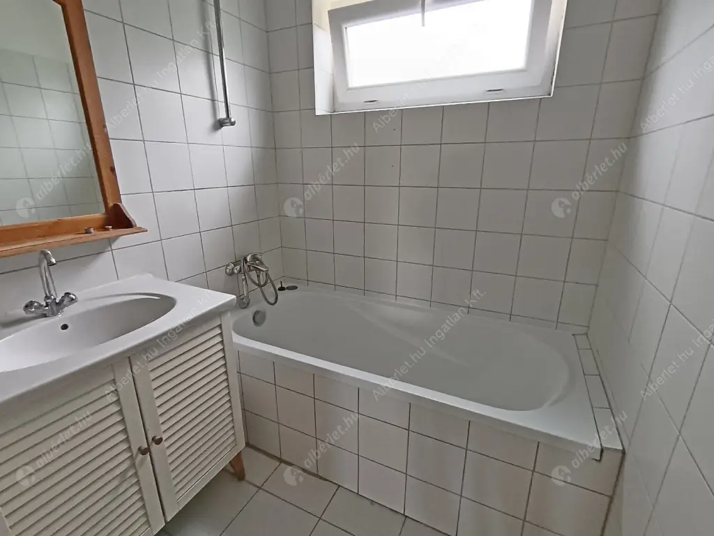 Kiadó albérlet 290000 Ft/hó áron: Budapest, XI. kerület  Barackfa utca. Mérete: 56 nm, 2 szobás | Alberlet.hu - 6607956