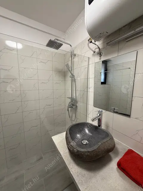 Kiadó albérlet 320000 Ft/hó áron: Budapest, XI. kerület  Baradla köz. Mérete: 60 nm, 2 szobás | Alberlet.hu - 6606038