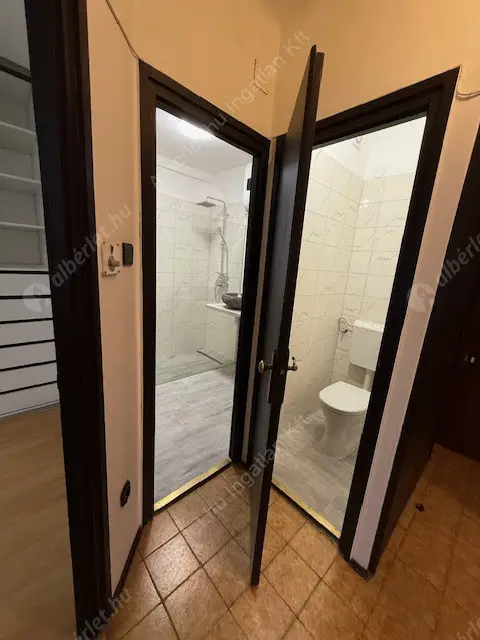 Kiadó albérlet 320000 Ft/hó áron: Budapest, XI. kerület  Baradla köz. Mérete: 60 nm, 2 szobás | Alberlet.hu - 6606045