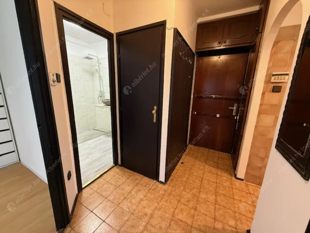 Kiadó albérlet 320000 Ft/hó áron: Budapest, XI. kerület  Baradla köz. Mérete: 60 nm, 2 szobás | Alberlet.hu - 6606049