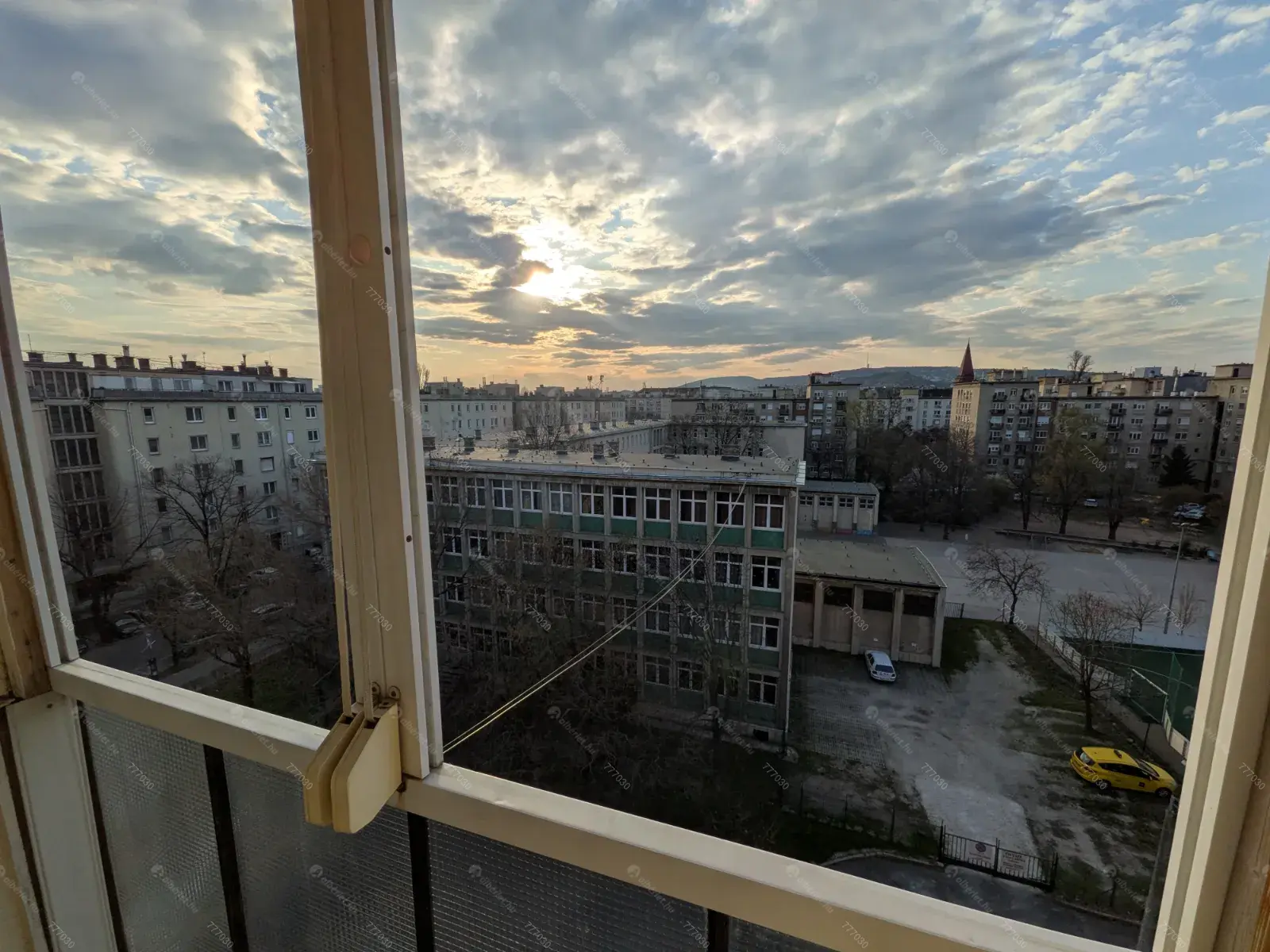 Kiadó albérlet 265000 Ft/hó áron: Budapest, XI. kerület  Baranyai tér. Mérete: 55 nm, 2 szobás | Alberlet.hu - 6697078