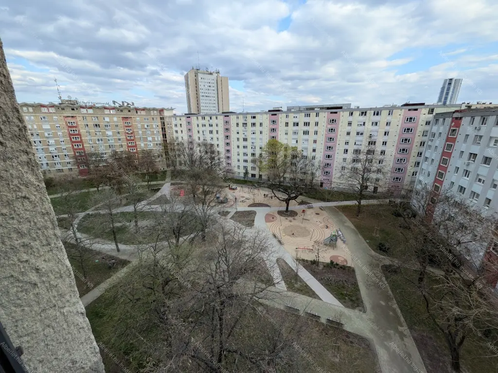 Kiadó albérlet 265000 Ft/hó áron: Budapest, XI. kerület  Baranyai tér. Mérete: 55 nm, 2 szobás | Alberlet.hu - 6698974