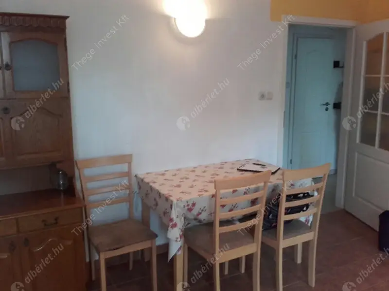 Kiadó albérlet 259000 Ft/hó áron: Budapest, XI. kerület  Baranyai utca. Mérete: 42 nm, 3 szobás | Alberlet.hu - 6578097