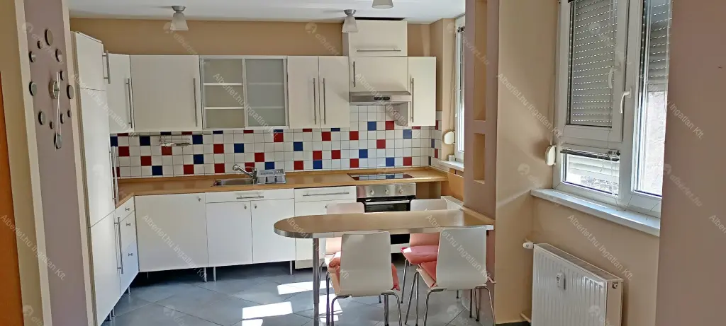 Kiadó albérlet 235000 Ft/hó áron: Budapest, XI. kerület  Baranyai utca. Mérete: 47 nm, 1 szobás | Alberlet.hu - 6689202