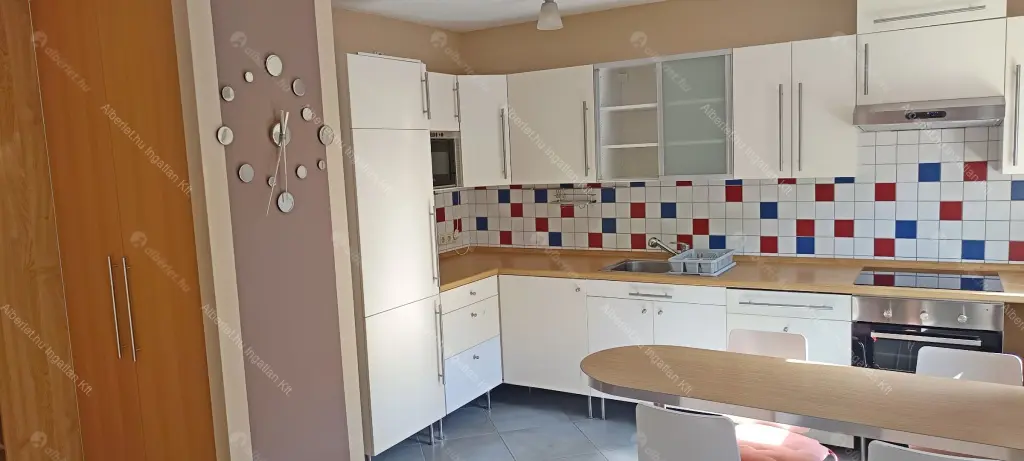 Kiadó albérlet 235000 Ft/hó áron: Budapest, XI. kerület  Baranyai utca. Mérete: 47 nm, 1 szobás | Alberlet.hu - 6689203