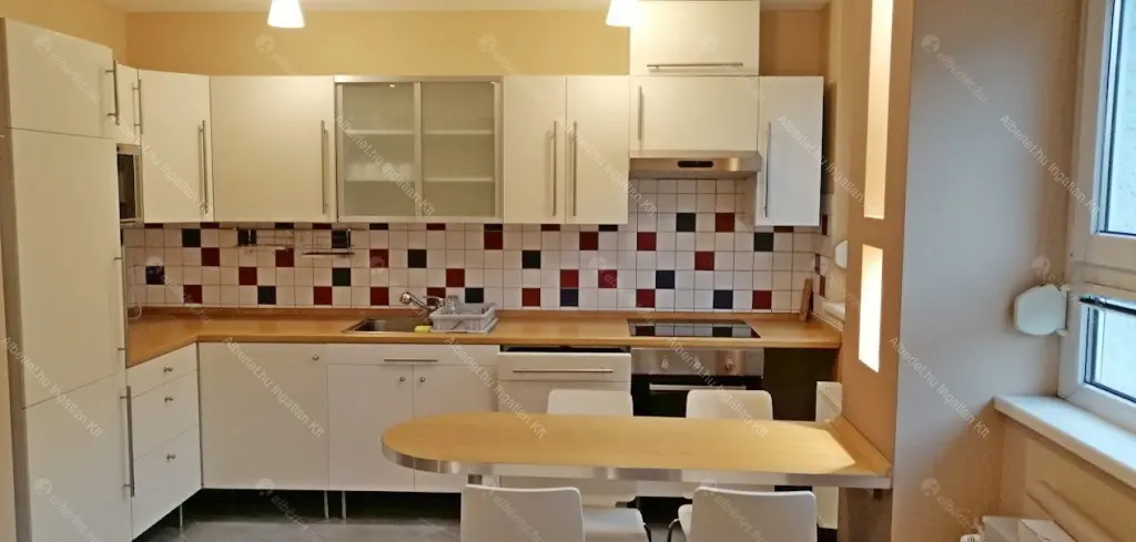 Kiadó albérlet 235000 Ft/hó áron: Budapest, XI. kerület  Baranyai utca. Mérete: 47 nm, 1 szobás | Alberlet.hu - 6689209