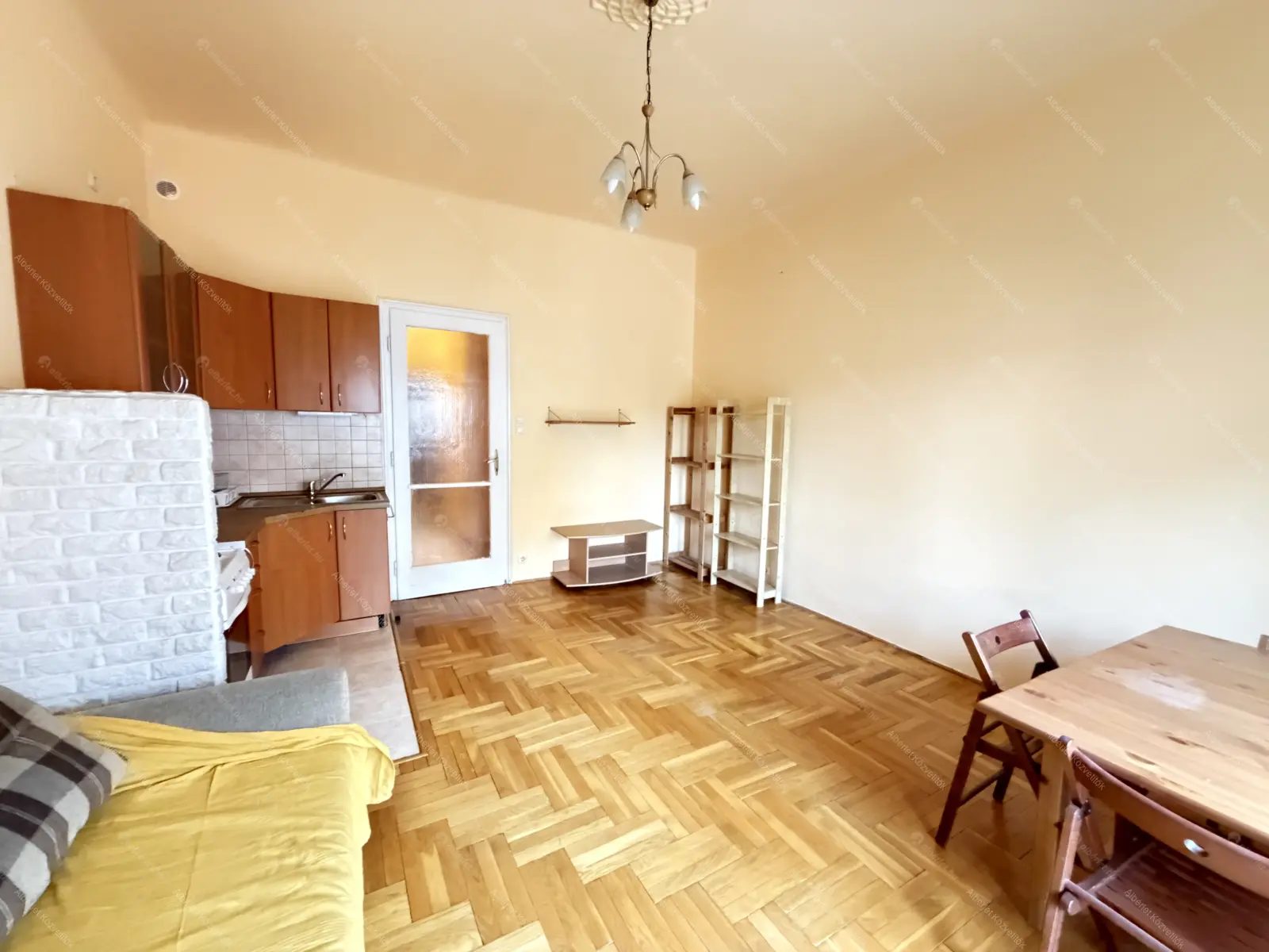 Kiadó albérlet 175000 Ft/hó áron: Budapest, XI. kerület  Bartók Béla út. Mérete: 29 nm, 1 szobás | Alberlet.hu - 6687131