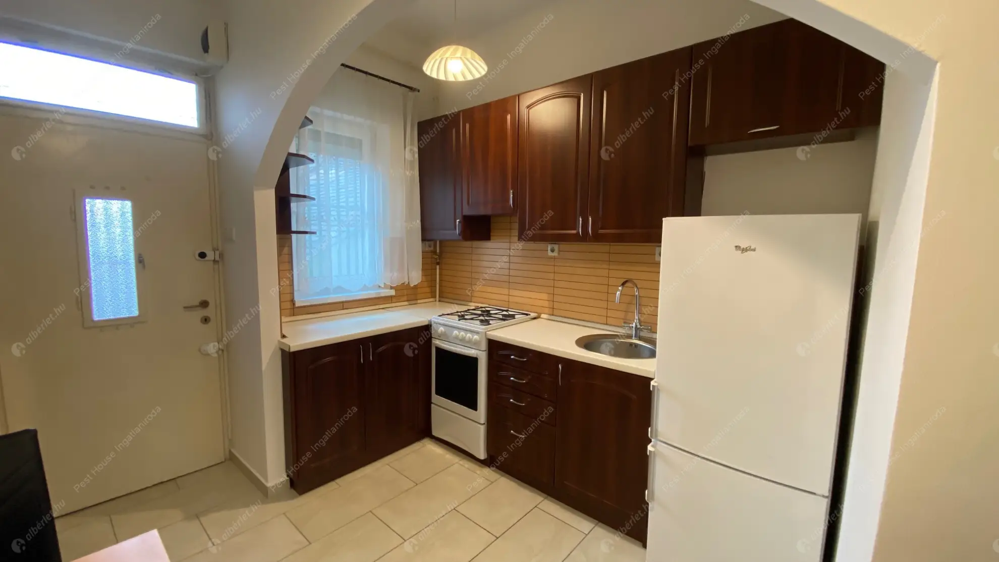 Kiadó albérlet 190000 Ft/hó áron: Budapest, XI. kerület  Bartók Béla út. Mérete: 35 nm, 1 szobás | Alberlet.hu - 6584584
