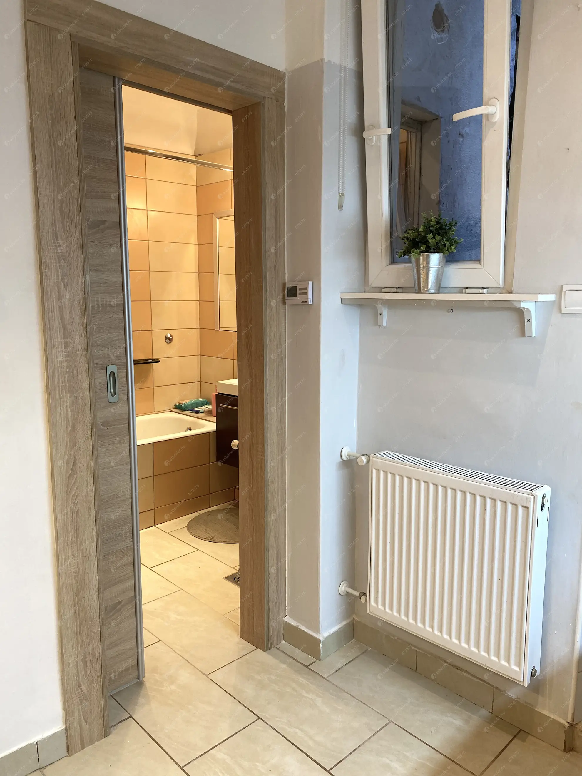 Kiadó albérlet 230000 Ft/hó áron: Budapest, XI. kerület  Bartók Béla út. Mérete: 44 nm, 1 szobás | Alberlet.hu - 6622384